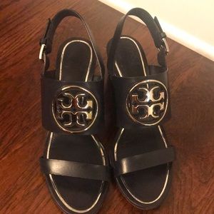 Tory Burch heeled sandals in Navy